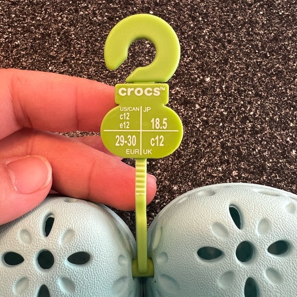 NWT CROCS Kids' Classic Floral Cut Out Clog - Picture 7 of 9